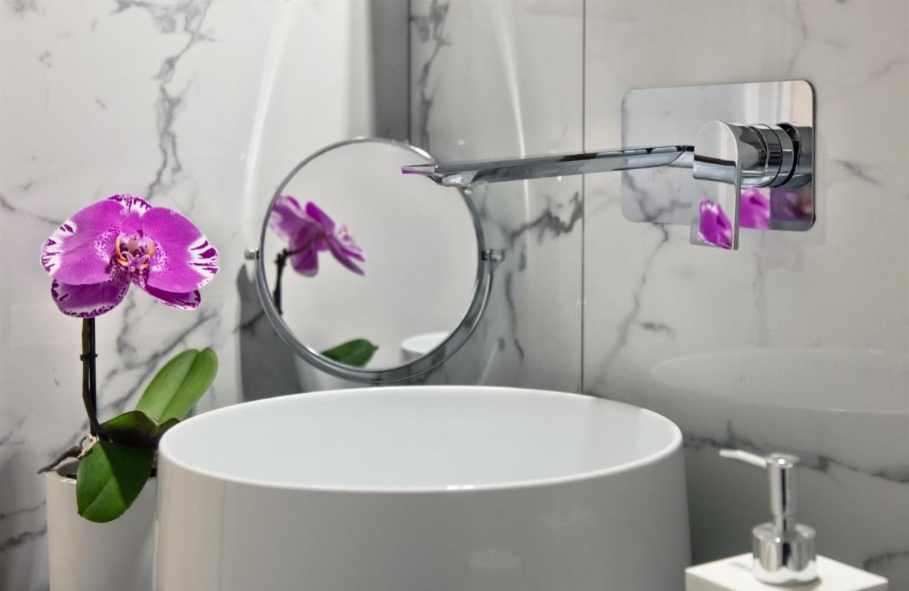 Fellini Design Suites Ρώμη Εξωτερικό φωτογραφία