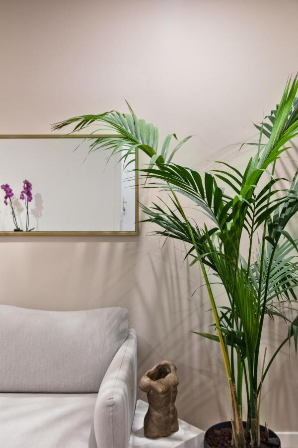 Fellini Design Suites Ρώμη Εξωτερικό φωτογραφία