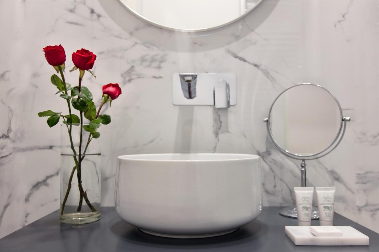 Fellini Design Suites Ρώμη Εξωτερικό φωτογραφία