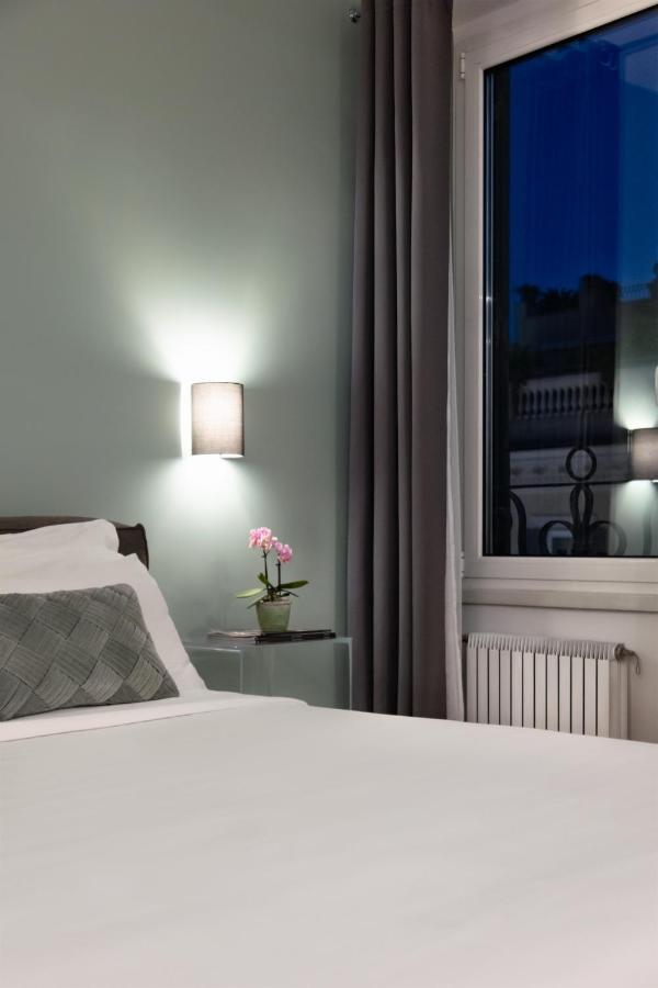 Fellini Design Suites Ρώμη Εξωτερικό φωτογραφία