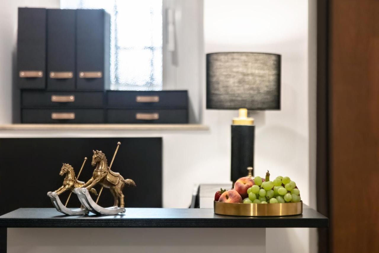 Fellini Design Suites Ρώμη Εξωτερικό φωτογραφία